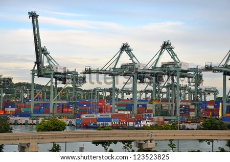 SINGAPORE - JULY 18: Singapore industrial port. July 18, 2012 in Singapore. It is the world\'s busiest port in terms of total shipping tonnage, it tranships a fifth of the world\'s shipping containers.