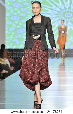 JAKARTA MAY 15 : model at fashion show by IPMI at Jakarta Fashion & Food Festival on May 15, 2012 Jakarta, Indonesia.
