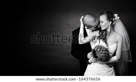 [Obrazek: stock-photo-bride-and-groom-wedding-phot...376656.jpg]