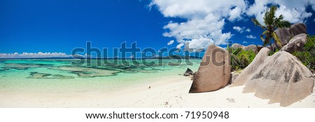 Panoramic photo of Anse Source d\'Argent beach in Seychelles