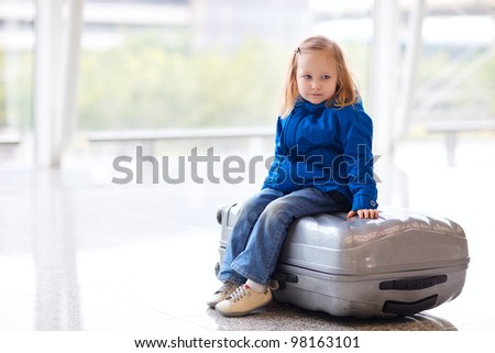 girl in airport