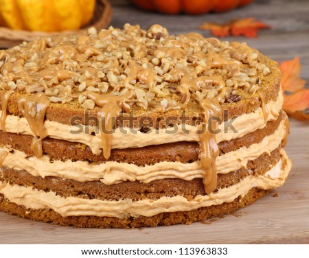 Layer pumpkin cake with caramel and nuts