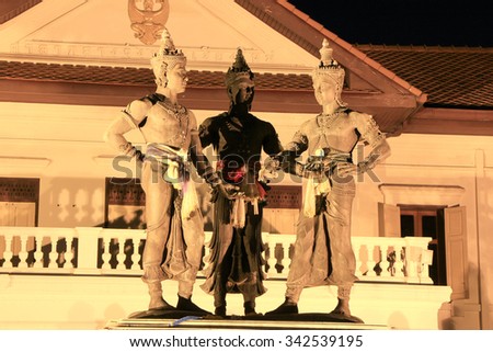 CHIANGMAI, THAILAND -NOVEMBER 9  2015:  Three Kings Monument in the center of Chiang Mai, Thailand. The sculpture of the three kings is a symbol of Chiang Mai.