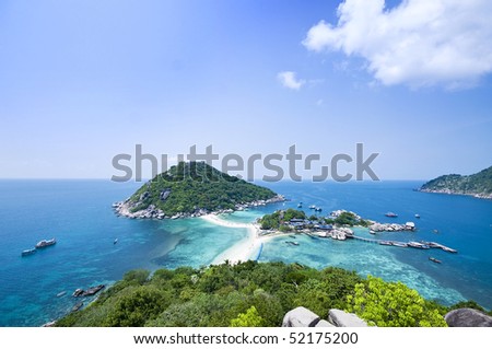 Two idyllic islands Ko Nang Yuan in Thailand