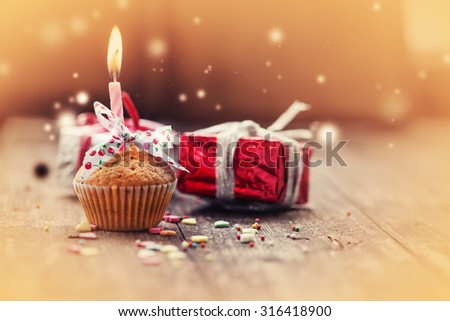 Cupcake with present gifts - happy birthday card/ Holidays greeting card