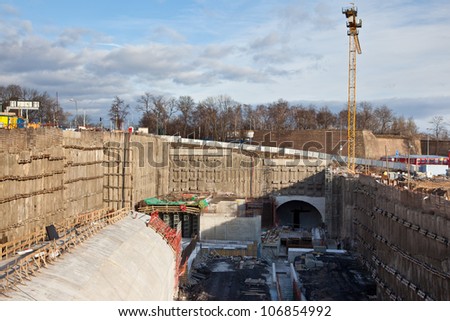 Construction site of tunnel structure