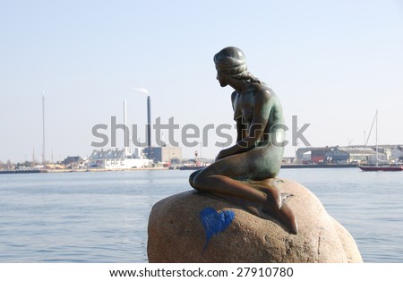 The famous Little Mermaid in the harbour of Copenhagen