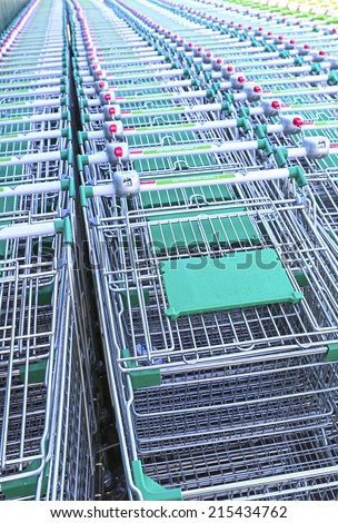 MOSCOW - AUGUST 19: Rows of a plurality of shopping trolleys in a supermarket 19, 2014 in Moscow