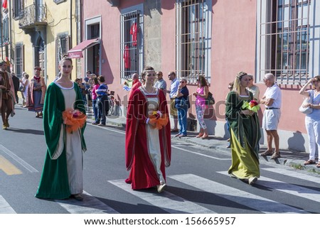 PISA, ITALY - JUNE 23:  Set out for Historic regatta of maritime Republics, June 23, 2013 in Pisa. Every year before the regatta many people in parade in the city.