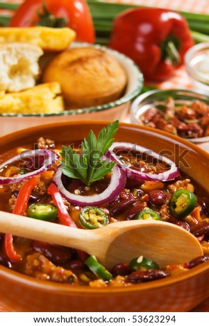 Authentic hot and spicy mexican chili beans served with corn bread