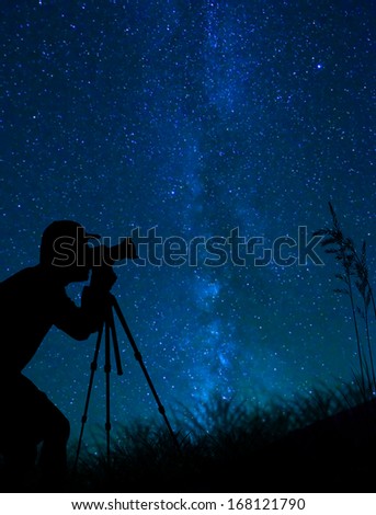 Photographer capture night sky with starts