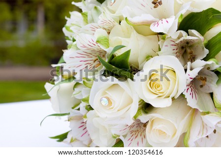 Jewels wedding flowers