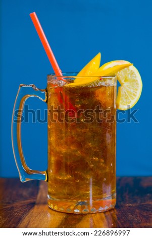 Alcoholic sweet tea with fruit similar to a long island iced tea at a Mexican restaurant bar.