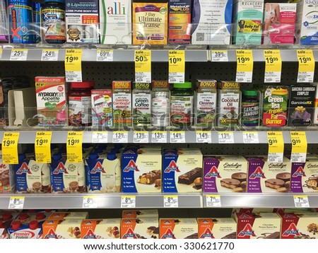 SPRINGFIELD, OR - OCTOBER 22, 2015: Weight loss drugs and dietary supplements in a grocery store.