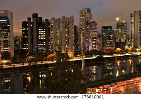 night view of the city of SÃ?ÃÂ£o Paulo Brazil