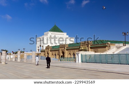 RABAT, MOROCCO - JULY 24 : Unidentified people visit the Mausoleum of Mohammed V. Mausoleum contains tombs of late King Hassan II and Prince Abdallah. On July 24, 2014 in Rabat, Morocco