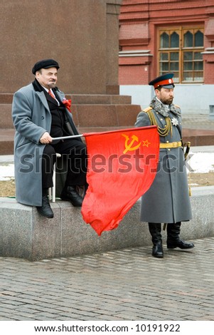 Lenin and emperor Nikolay II - doublers of historical leaders of Russia
