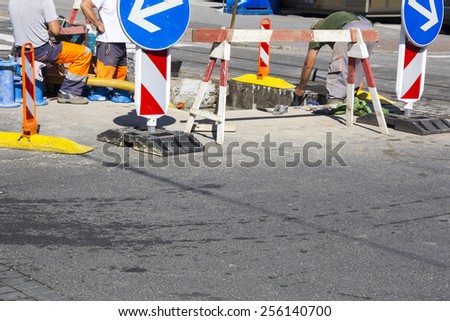 Repair and replacement of water pipes in the street