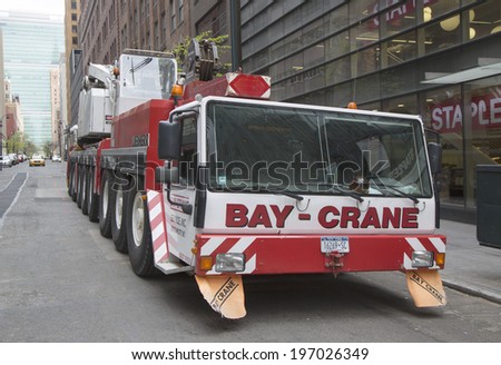 NEW YORK - APRIL 27: Bay Crane on April 27, 2014 in New York. Bay Crane is the leader in specialized transportation and logistics planning for the implementation of heavy hauling solutions in New York