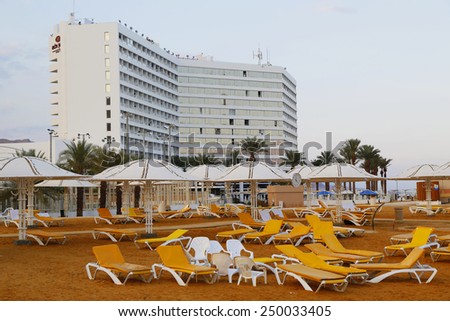 DEAD SEA, EIN BOKEK, ISRAEL - NOVEMBER 28, 2014: Beach at the Crowne Plaza Dead Sea Hotel in Ein Bokek