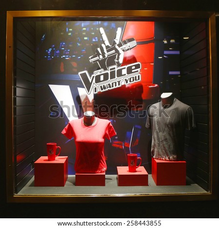 NEW YORK - FEBRUARY 26, 2015: Window display decorated with The Voice TV Show logo in Rockefeller Center in Midtown Manhattan