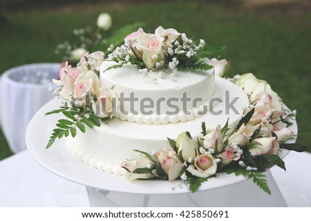White wedding cake for the wedding ceremony.