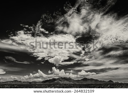 Scary cloud buildup in sky during monsoon season in Arizona