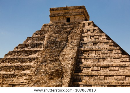 http://image.shutterstock.com/display_pic_with_logo/1030501/109889813/stock-photo-a-ziggurat-in-chichen-itza-yucatan-mexico-109889813.jpg