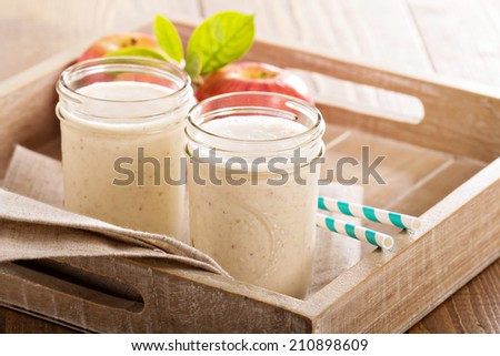 Apple Banana Cinnamon Smoothie in small jars