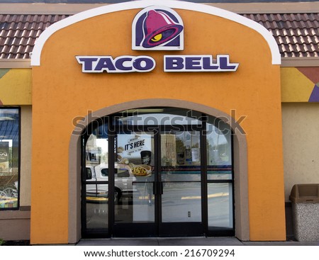 SPENCER , WISCONSIN Sept.12 , 2014:  Taco Bell sign on the front of a store. Taco Bell is an American fast food chain of stores.