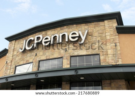 SPENCER , WISCONSIN Sept.15 , 2014:  J C Penney Sign on a store front. J C Penney is a chain of American mid range discount stores.
