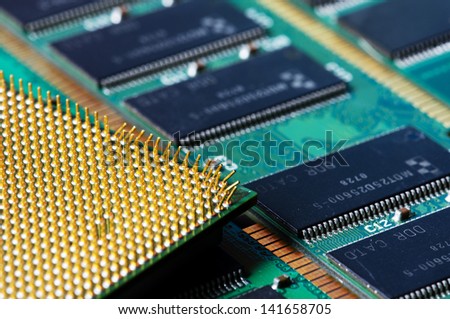 Computer components (ram modules and CPU)