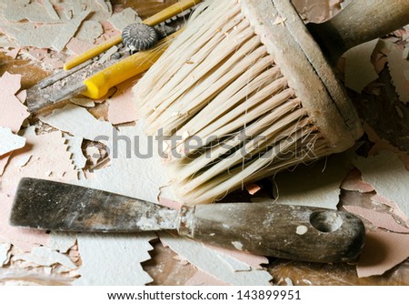 Work tools on dirty floor