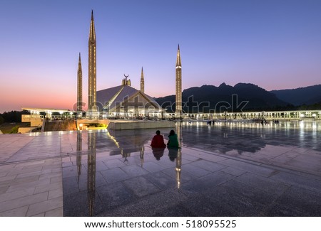 Shah Faisal Mosque is one of Asia\'s largest mosque located in Islamabad capital of Pakistan.
