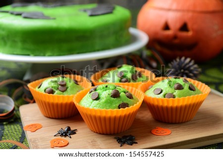 chocolate chip cupcakes and halloween cake
