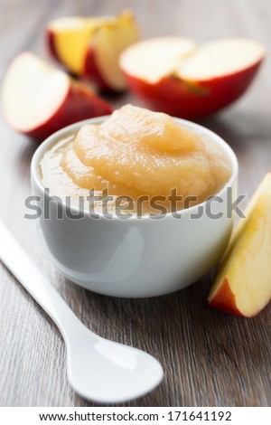fresh apple puree with sliced apple