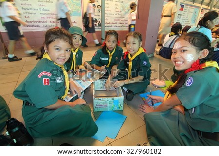 BANGKOK, THAILAND - Oct 5, 2015 : Student 9-10 years old, Scouts work together, Scout Camp in Pieamsuwan school Bangkok Thailand.