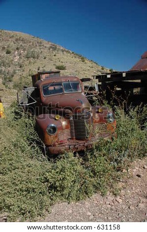 Abandoned Truck rusting in the desert