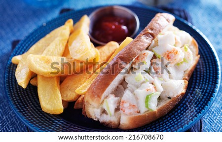 lobster roll and french fries panorama