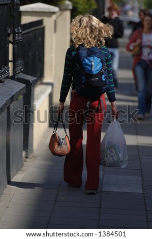 Shopper on her way home