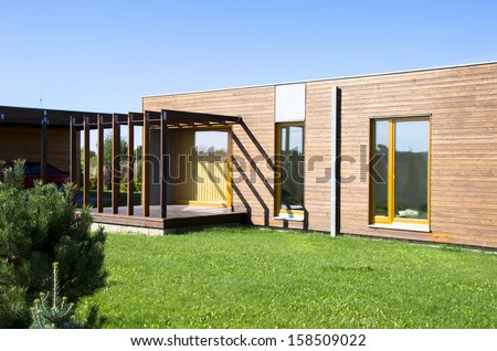 Beautiful modern architecture - low energetic family house from wood