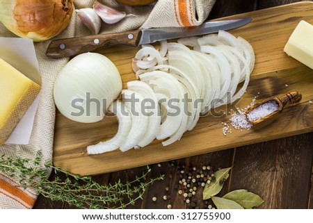 Ingredients for making French onion soup.