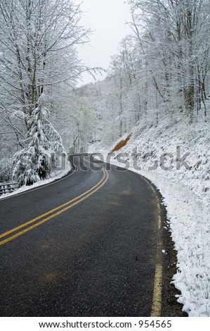 Snowy Roadway in Western North Carolina