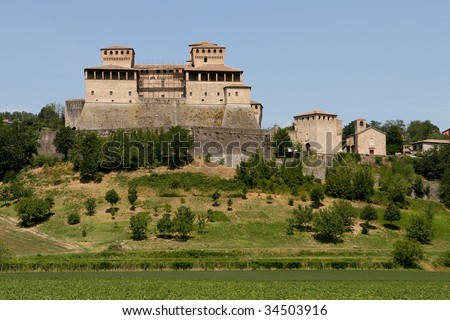 castello di torrechiara