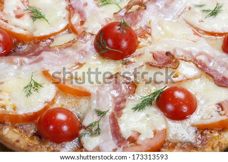 Bacon pizza close-up