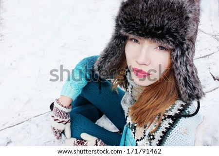 Winter girl or Winter sport