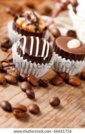 chocolate sweets Stock-photo-chocolate-sweets-with-coffee-beans-66661756