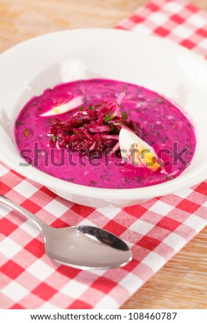 Cold vegetable soup with beet