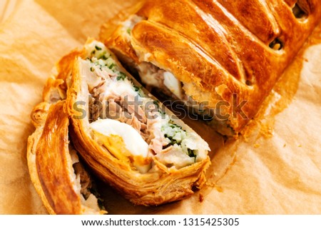 Spinach pie: Italian stromboli with eggs, spinach and mozzarella (Easter pastry)