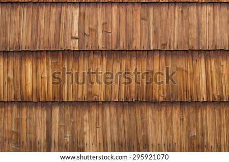 Old larch wood shingle wall